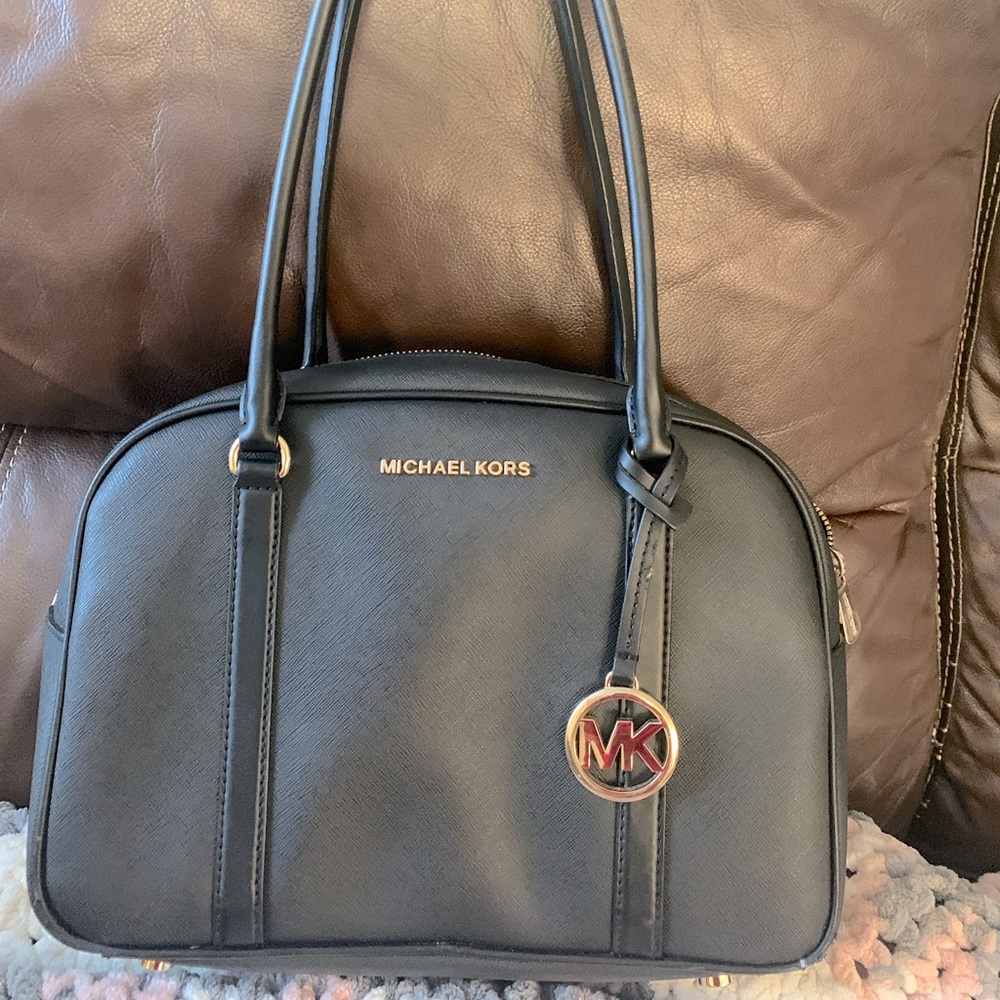 Michael Kors Chatham Leather Bowling Satchel/ NWT/ Black original price $298